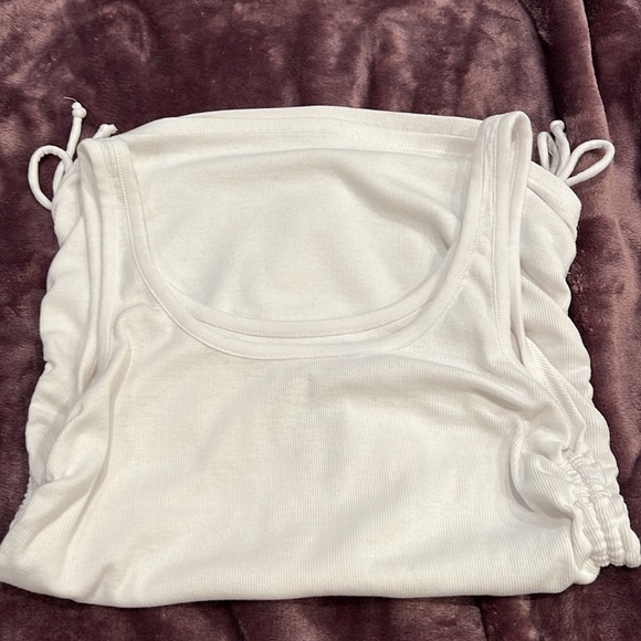 CHASER white tank top with ruched/ tie detail size medium / white - Picture 7 of 10